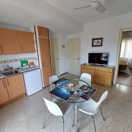 Apartamentos El Sol Tossa de Mar Bagian luar foto