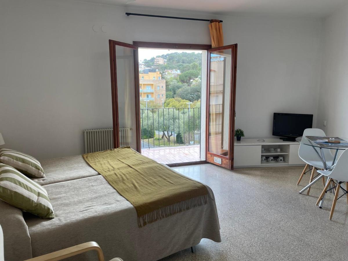 Apartamentos El Sol Tossa de Mar Bagian luar foto