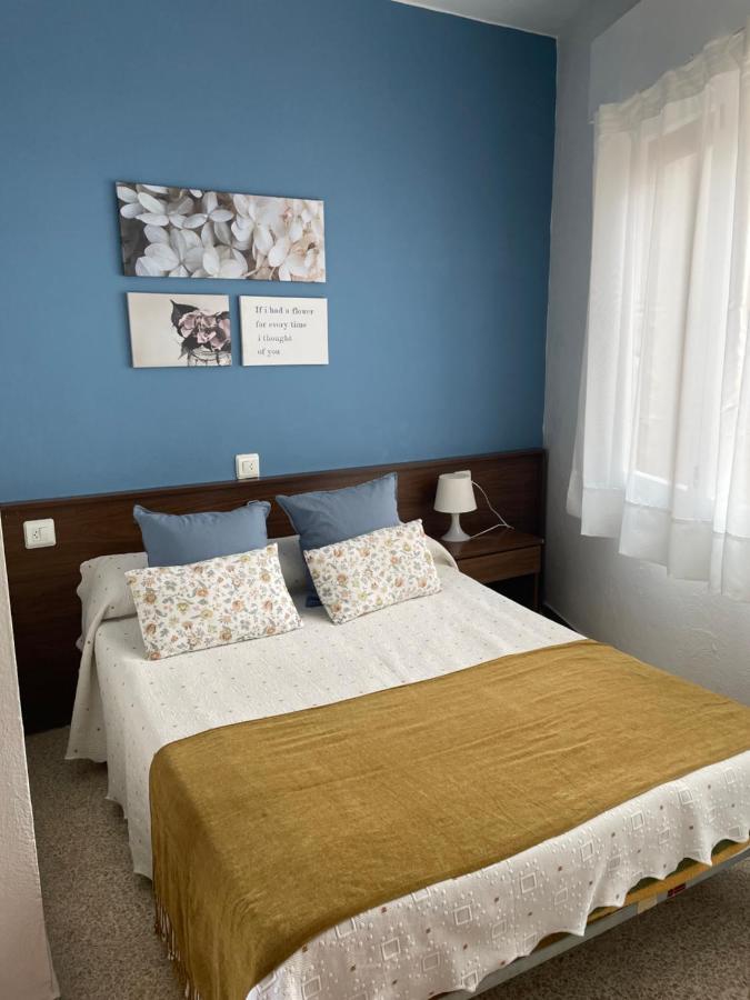 Apartamentos El Sol Tossa de Mar Bagian luar foto