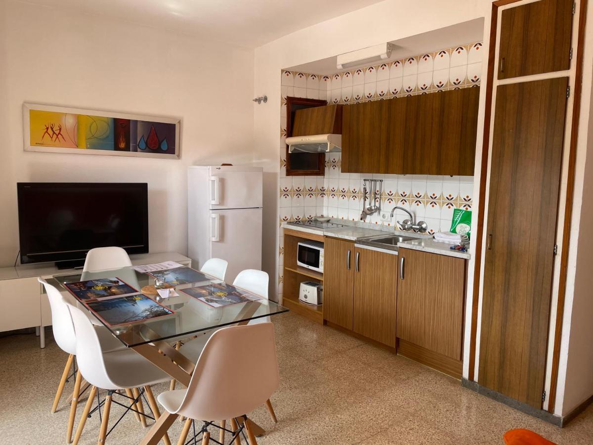 Apartamentos El Sol Tossa de Mar Bagian luar foto