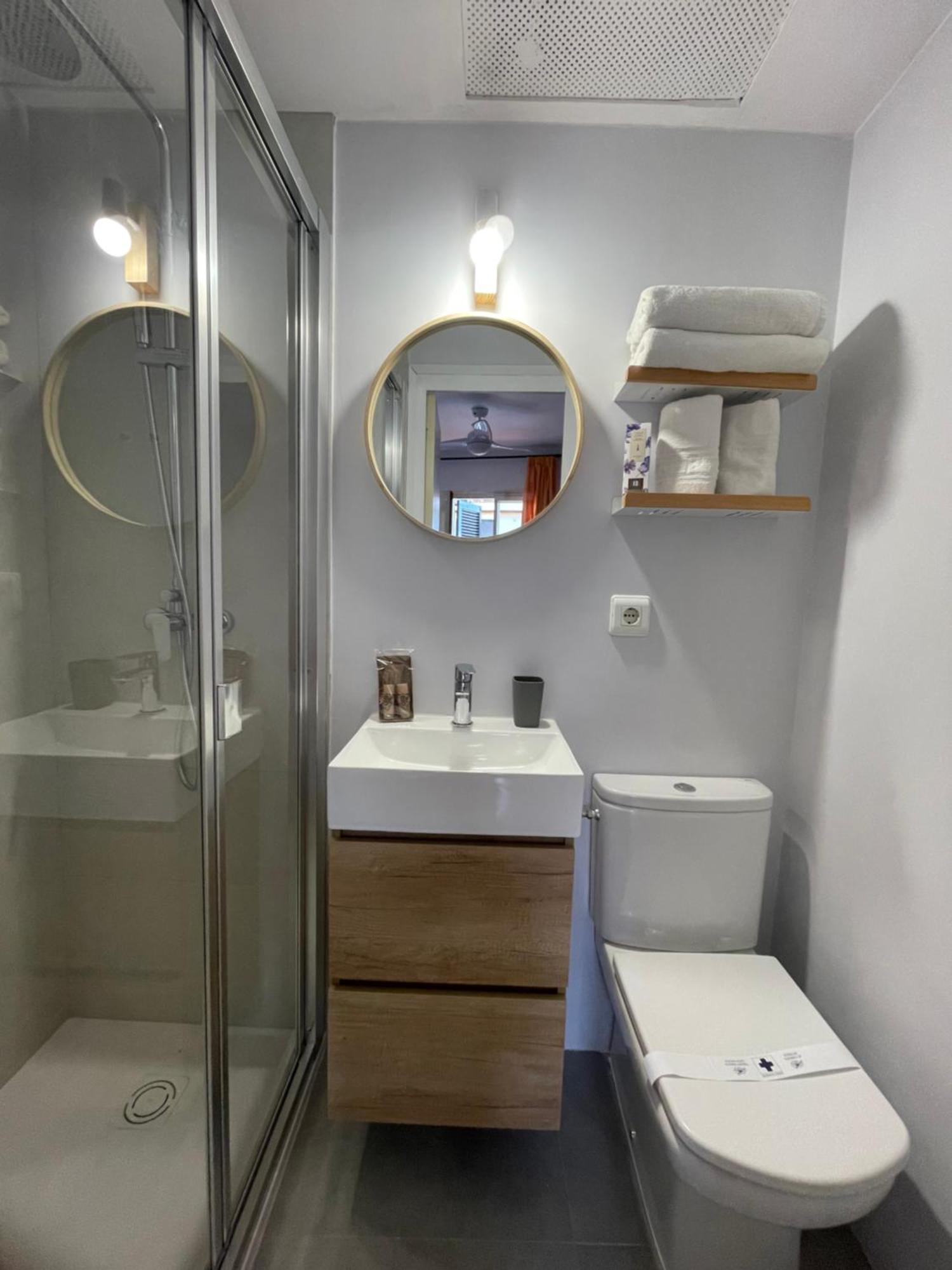 Apartamentos El Sol Tossa de Mar Bagian luar foto