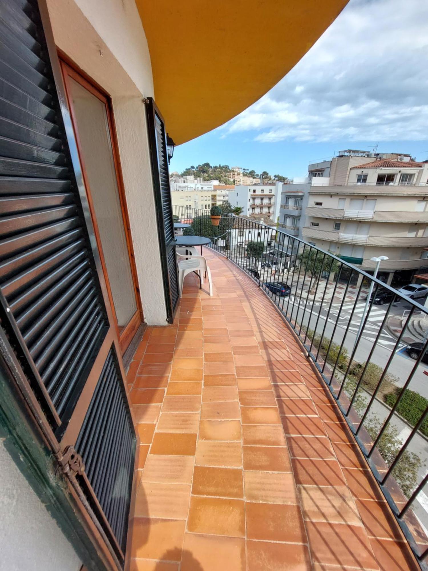 Apartamentos El Sol Tossa de Mar Bagian luar foto