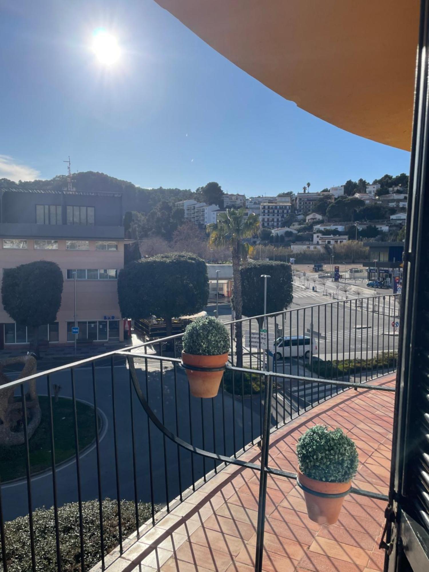 Apartamentos El Sol Tossa de Mar Bagian luar foto